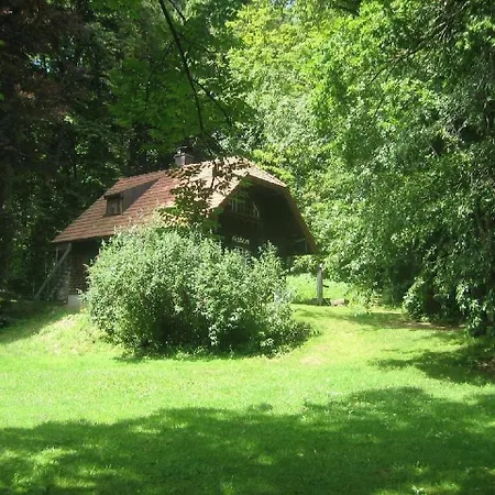 펜션 Forsthaus Am Chiemsee 키엠민크