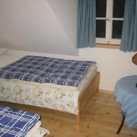 펜션 Forsthaus Am Chiemsee 키엠민크