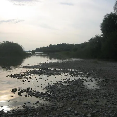 펜션 Forsthaus Am Chiemsee 키엠민크